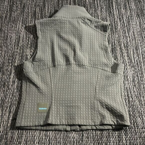 Lululemon Water-Repellent Fleece Hiking Vest - Picture 2 of 8